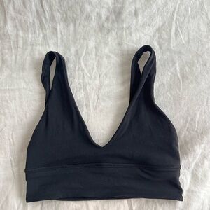 Lululemon Women's V-Neck Sports bra
